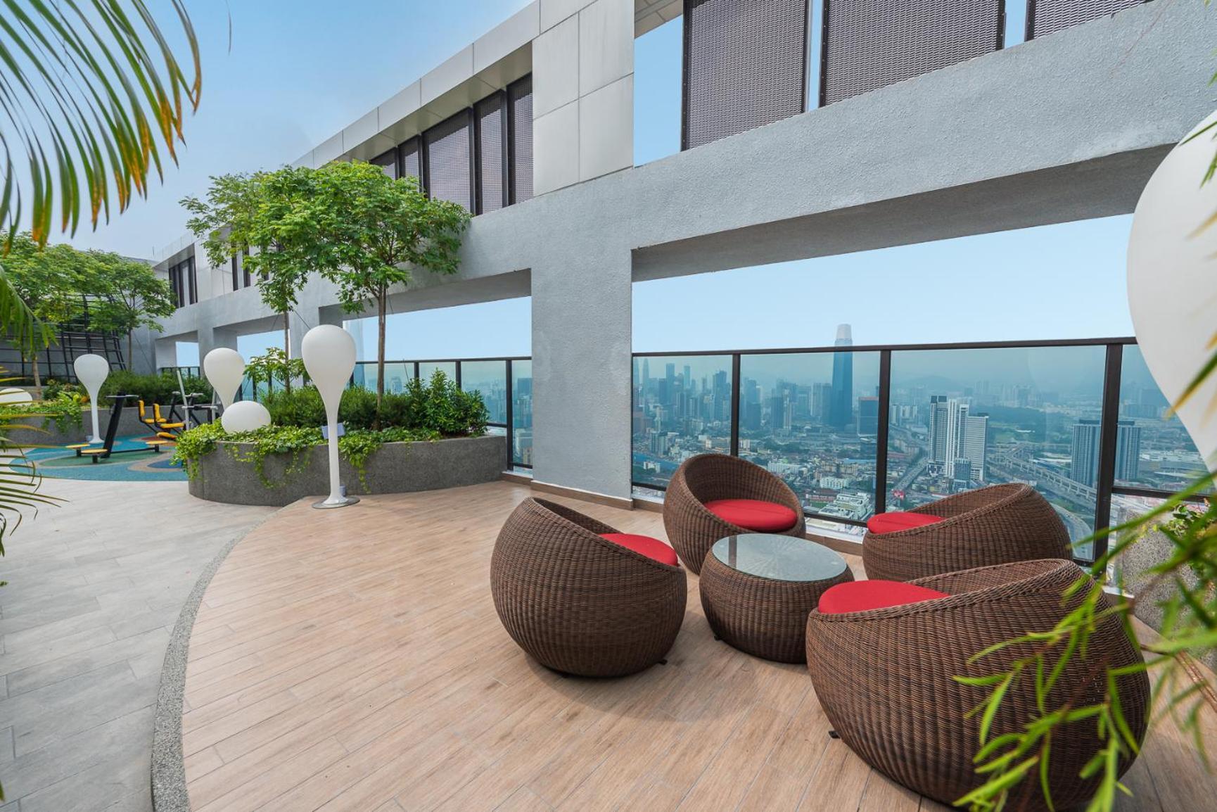 Tallest Concept Theme Suite Klcc Kuala Lumpur Eksteriør billede